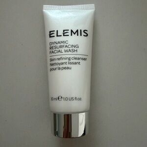 ELEMIS Dynamic Resurfacing Facial Wash - White with Silver Cap